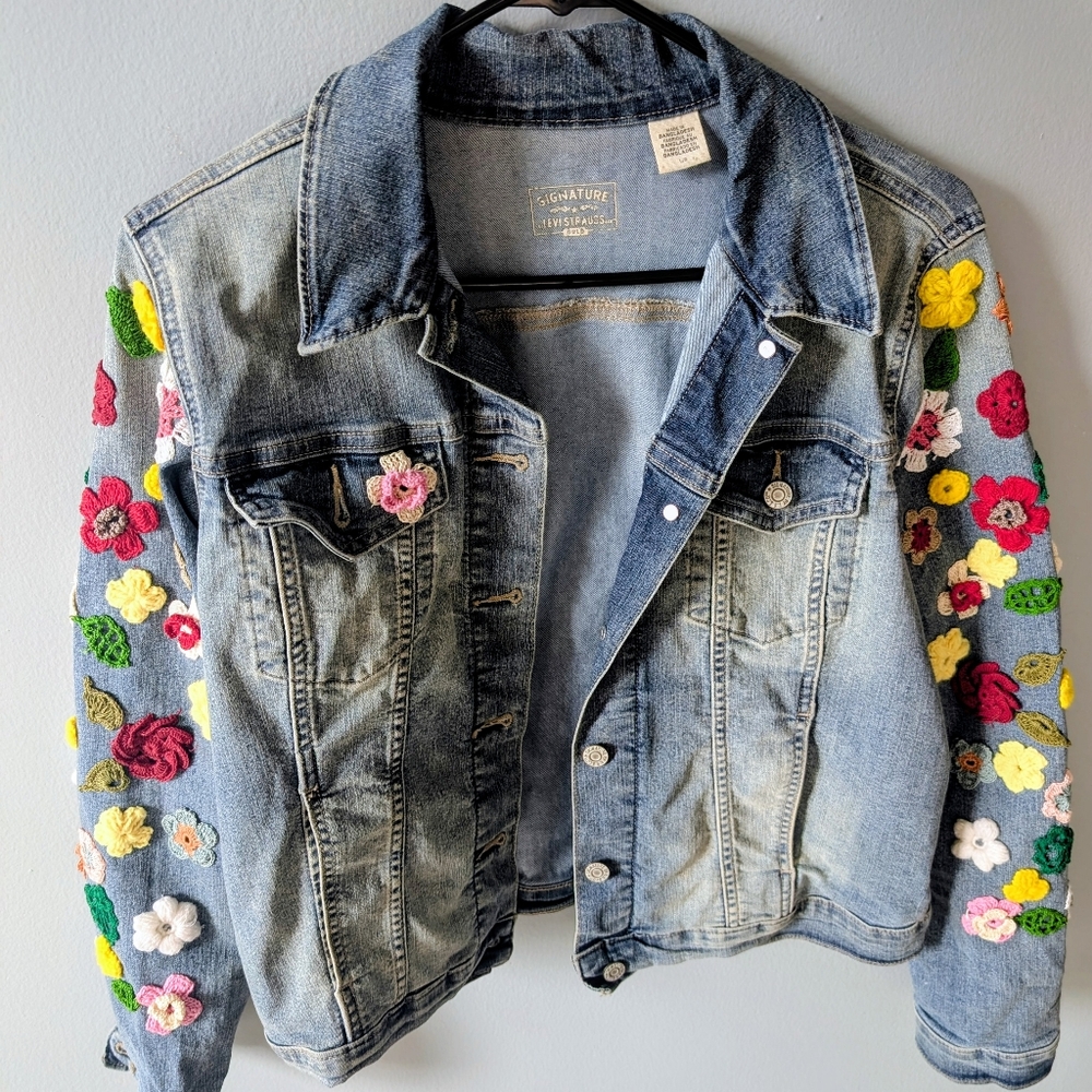 Upcycled Levis denim jacket with 3D Crochet Floral Sleeves